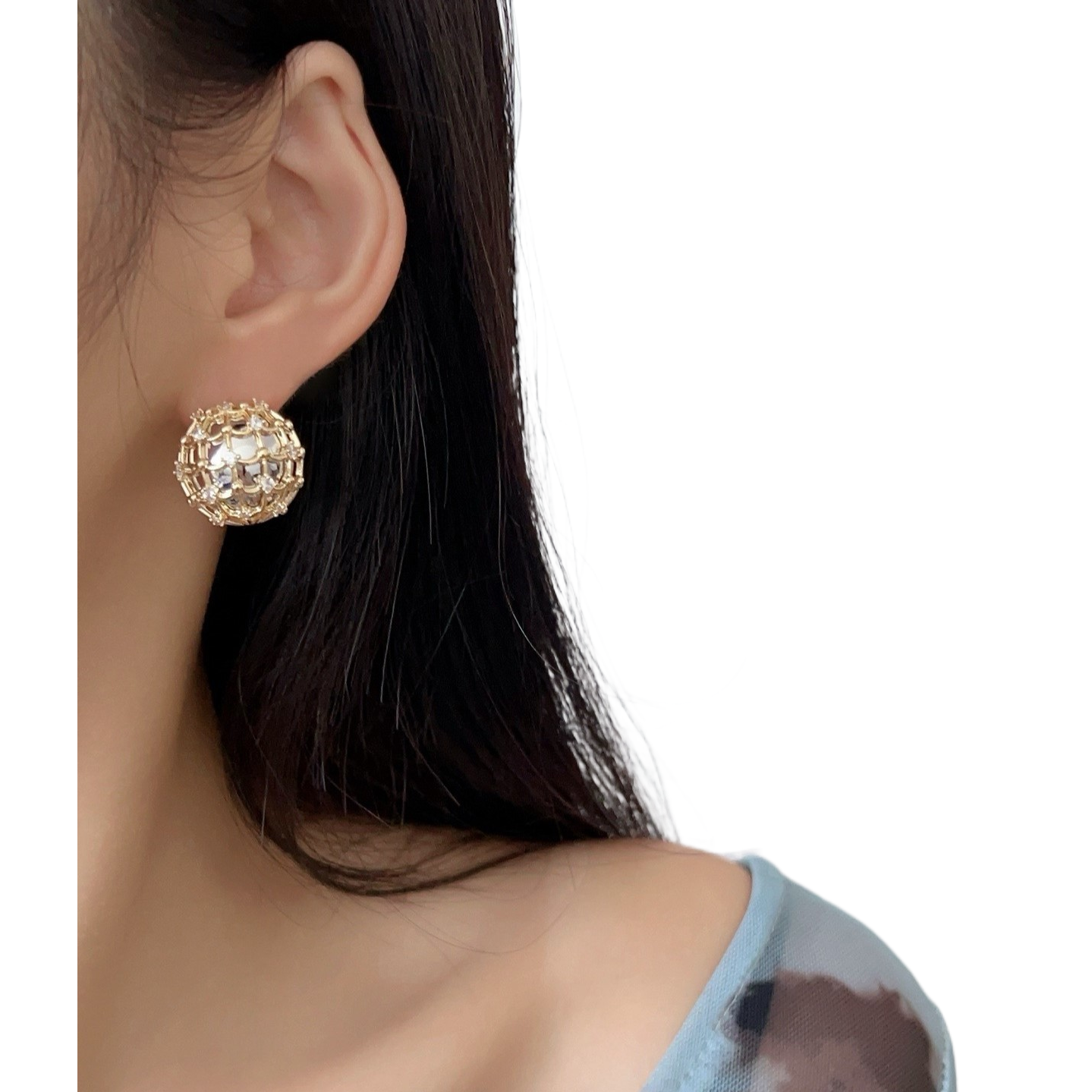 Qiuqiu Stud Earrings 2024 New bestseller Autumn and winter earrings, light luxury and high-end retro glazed earrings details Picture