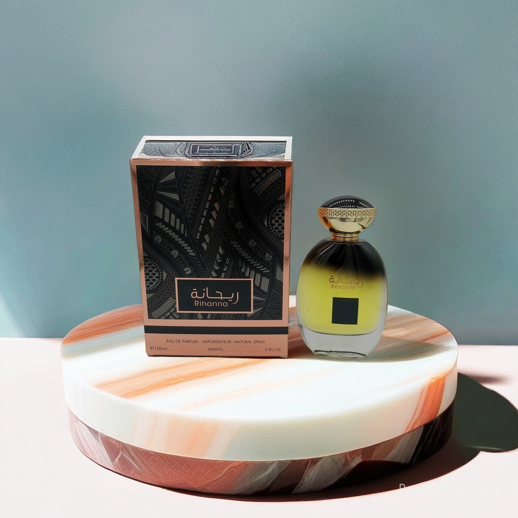 Rihanna香水瓶和包装盒中东款