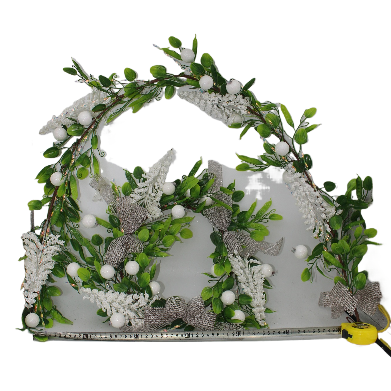 Christmas wreaths, plastic Christmas cuttings set, vine decoration Item Picture