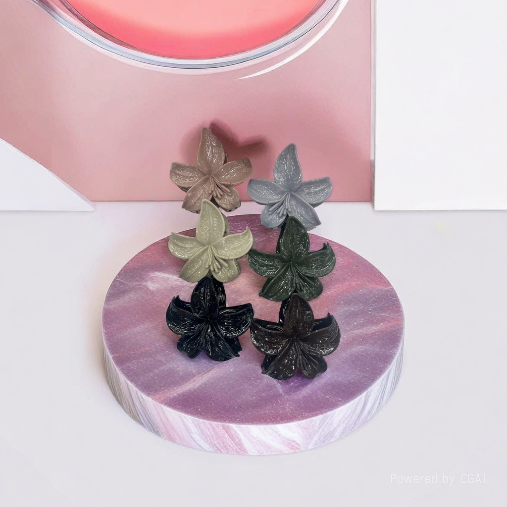 Ceramic flower-shaped shark-shaped clips, hairpins, women's fashionable styling pins, nail art accessories Specification image