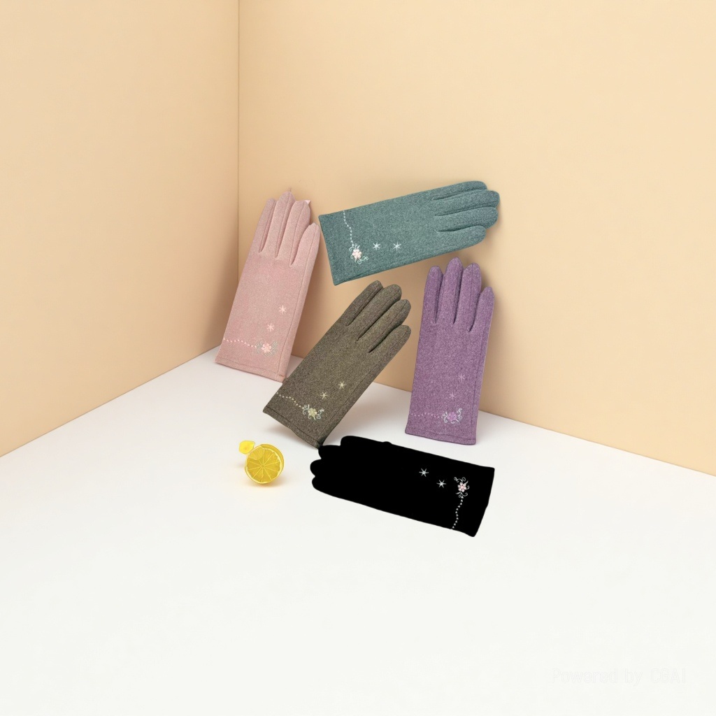 Rabbit fur warm gloves, women's winter cycling cold protection gloves, outdoor thickened fur touch screen gloves wholesale 165316792 Specification image