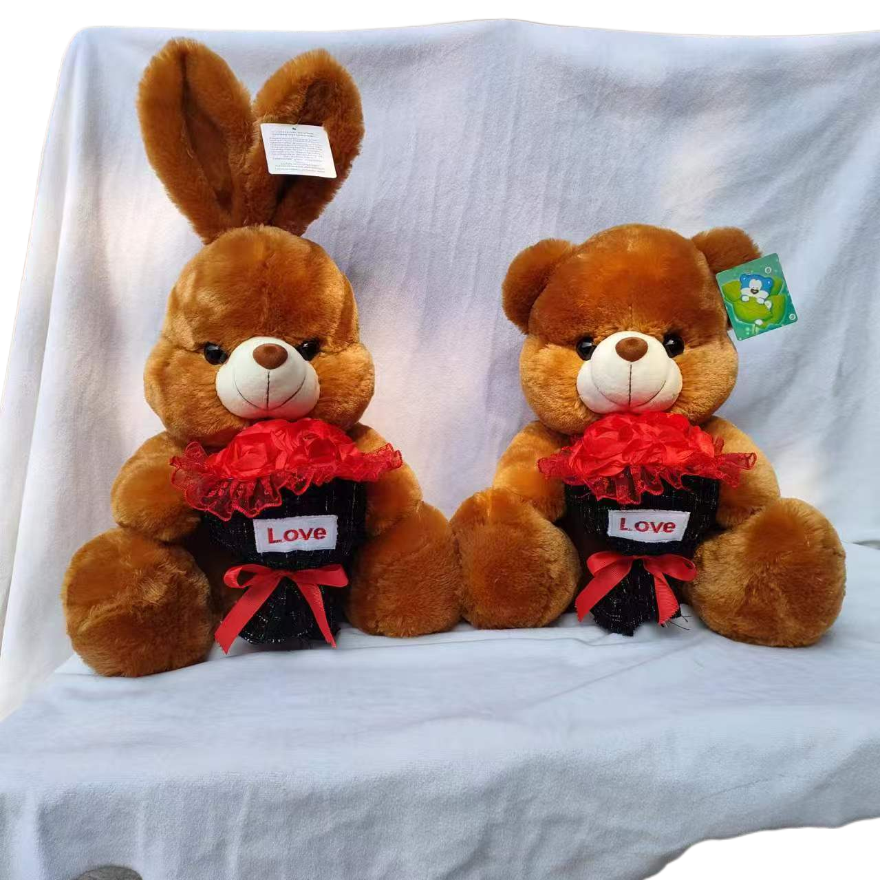 New heart-shaped little bear, heart-shaped rabbit plush toy, Teddy bear, cute doll, Valentine's Day gift for your girlfriend, a soothing toy Item Picture