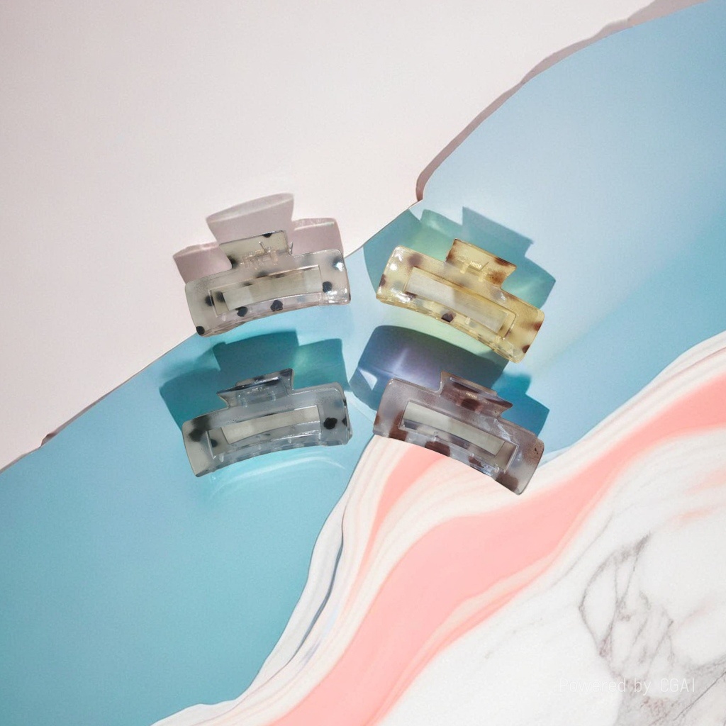 Transparent shark clip, hairpin, main body, fashionable hair accessory, simple style Application Scenario