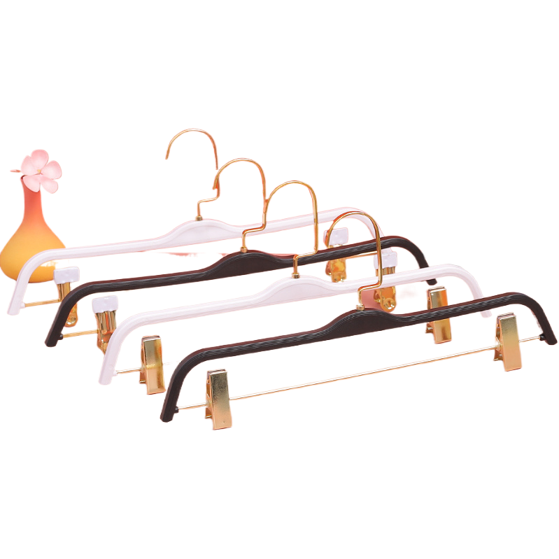 Clothing store hangers, plastic board hangers, trouser clips, popular black and white anti-slip and traceless household hanging clothes racks, clothes drying racks Item Picture