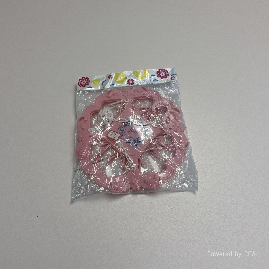 粉色塑料成人儿童挂衣架晾衣篮家用收纳架