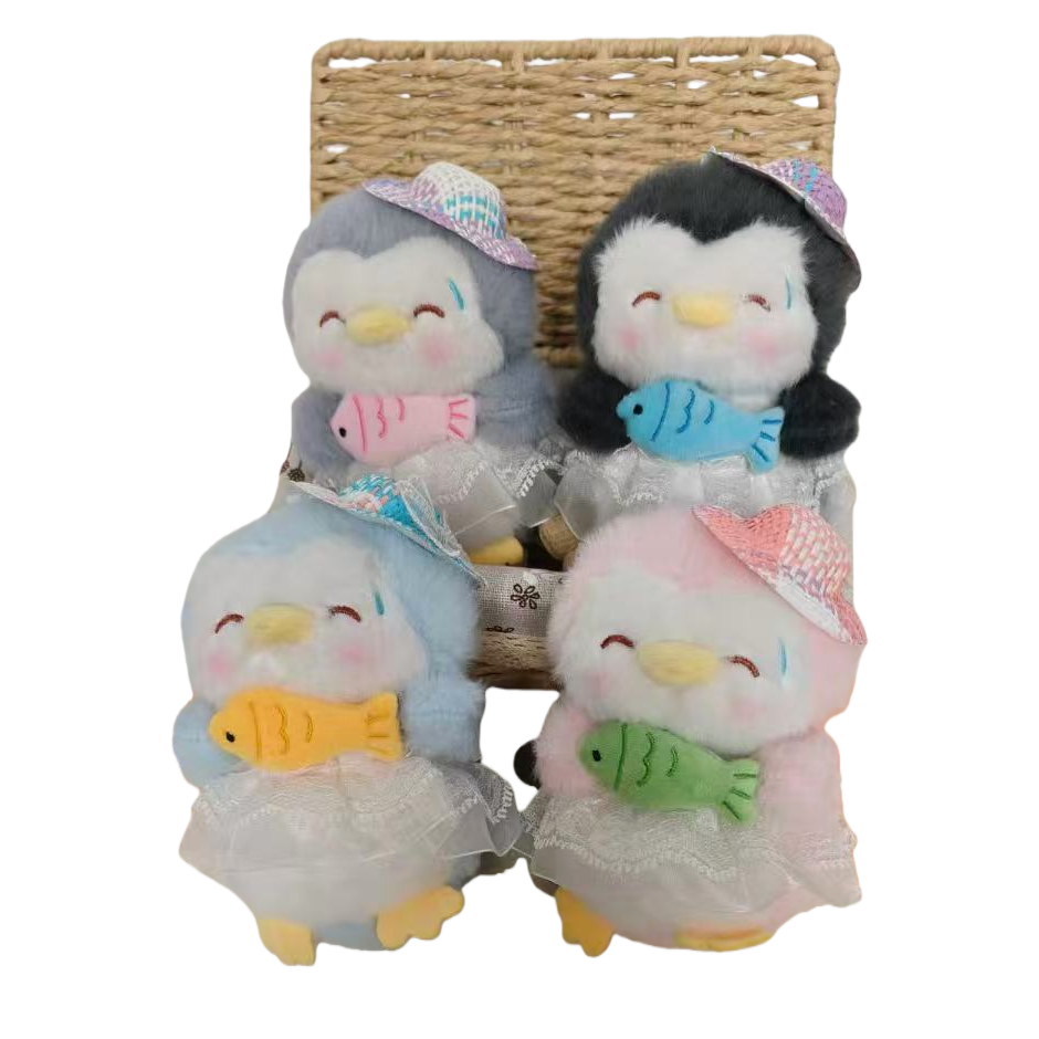 Cute and adorable hats, fish and penguin pendants, plush toys, cartoon bags, hanging ornaments, keychains, dolls and stuffed toys Item Picture