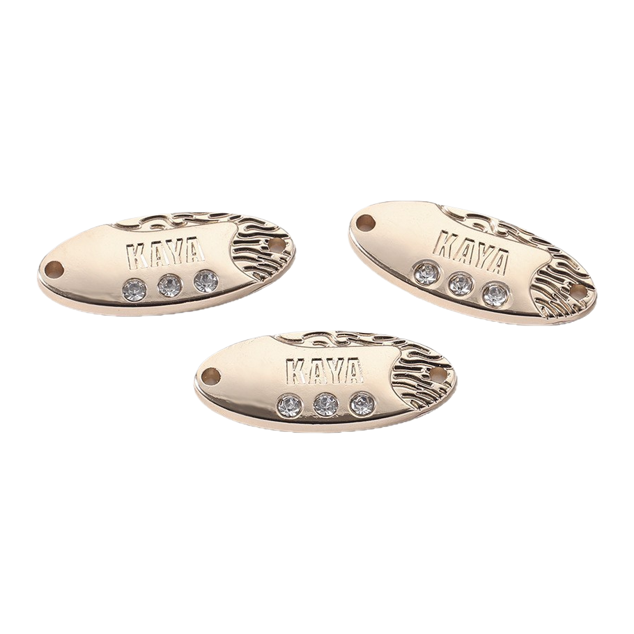 Factory direct supply of alloy label clothing accessories, hand KAYA diamond buckle clothing, shoes, hats and bags Application Scenario