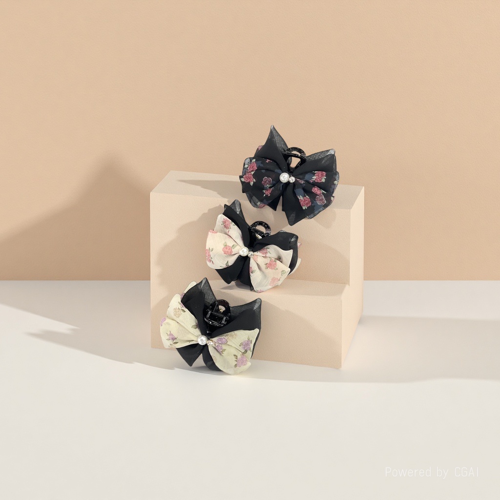 The oversized claw clip, shark clip, high-end double-sided bow hair clip, and the back of the head hair accessory of the princess on the run Application Scenario