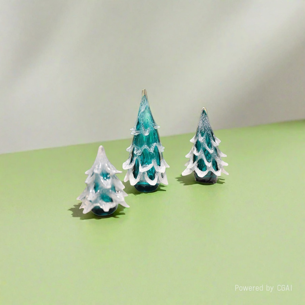 Christmas tree glass handicrafts decorate the Christmas tree details Picture
