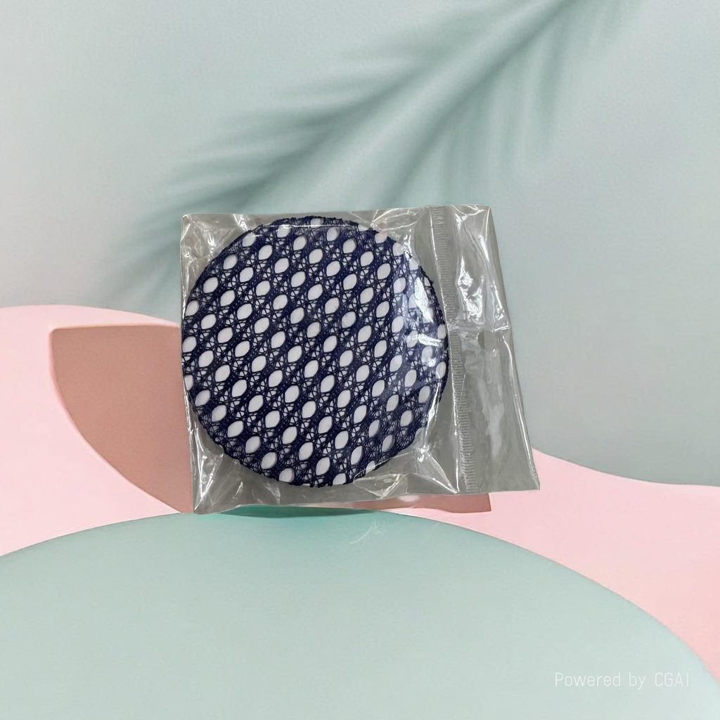The invisible hair net is breathable and does not pinch the head. The high-elasticity wide-edge stockings press the hair cap with one end through the anti-slip net cover details Picture