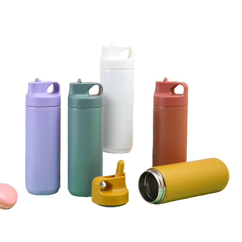 New spray-painted 304 stainless steel insulated cup, portable outdoor sports cup, solid color simple hand-held straw cup Item Picture