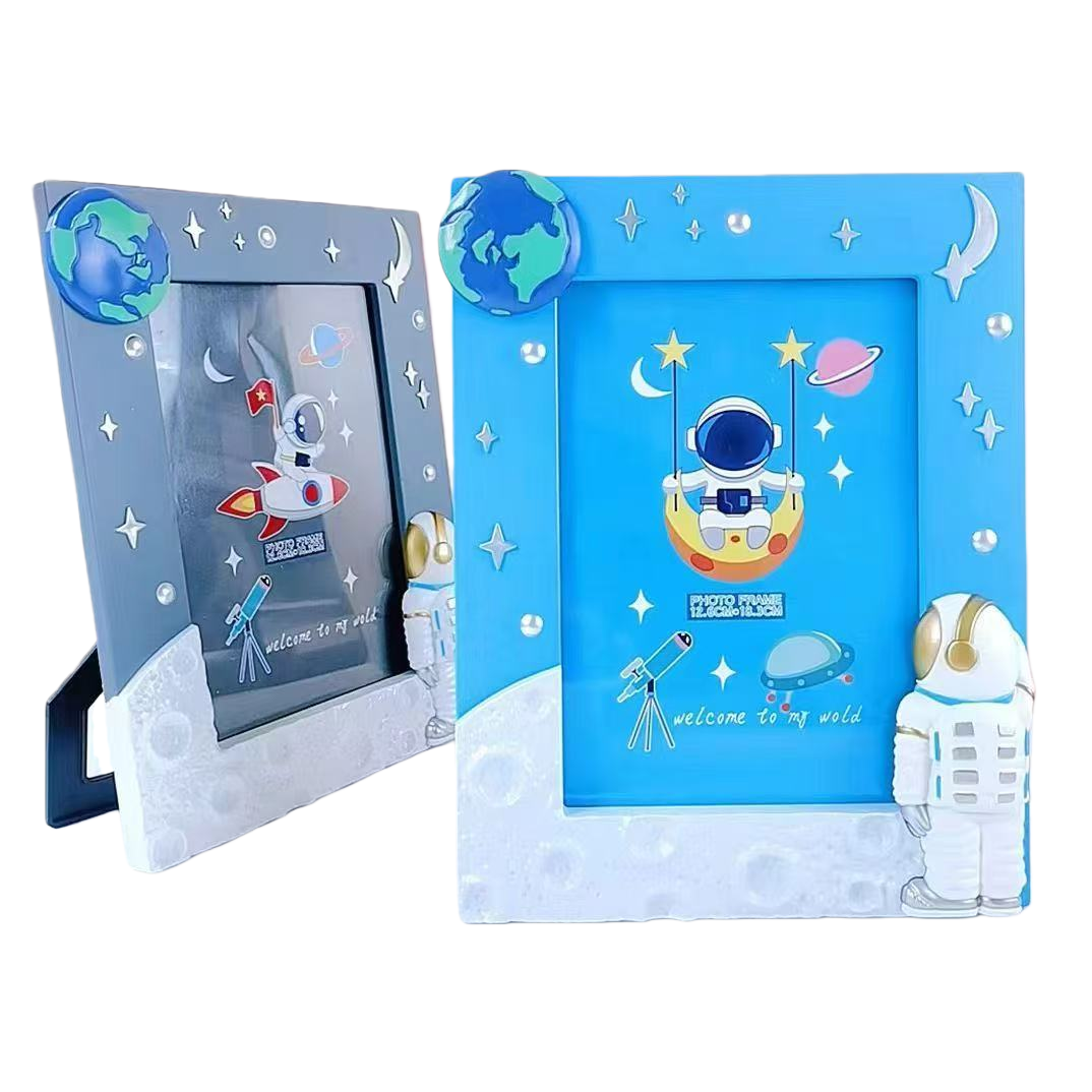High-end hanging butterfly specimen photo frame framing frame, simple and artistic picture frame Item Picture