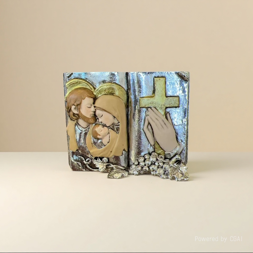 A scripture pendant of the Holy Family of the Virgin Mary Jesus Specification image