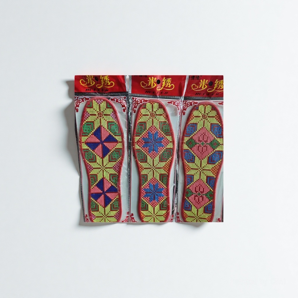 Finished cross-stitch insoles are embroidered with anti-odor, breathable, sweat-absorbing, moisture-wicking and breathable pure cotton fabric for all four seasons, symbolizing joy and celebration Application Scenario