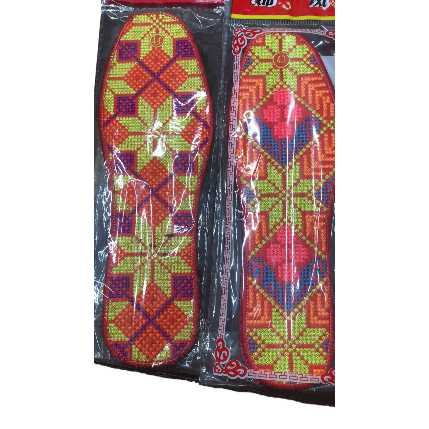 Cross-stitch insoles, anti-odor, breathable, sweat-absorbing, moisture-wicking and breathable for men and women, pure cotton embroidered festive insoles Application Scenario