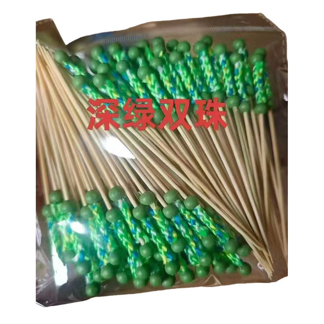竹签/绒毛钵钵鸡白底实物图