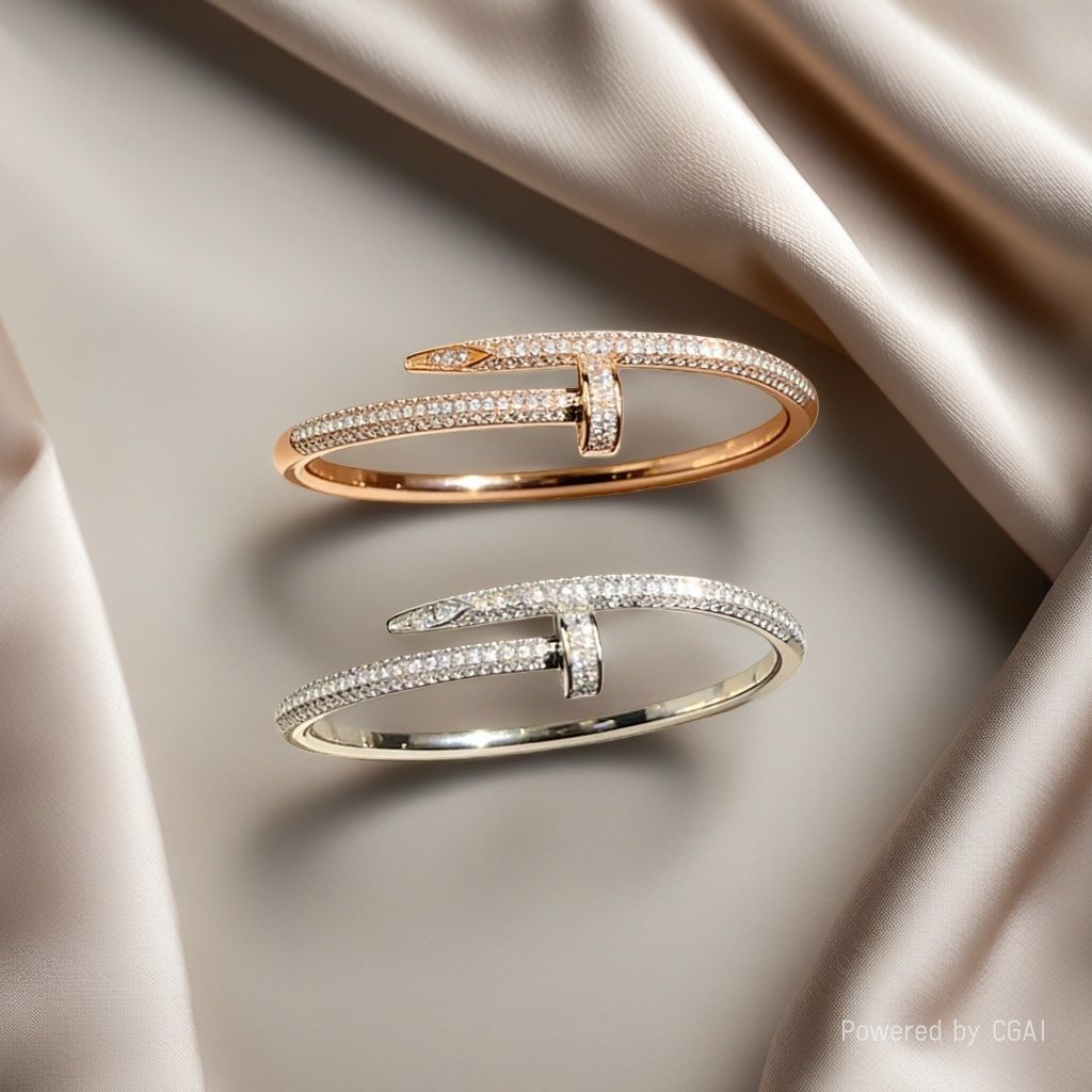 The S925 silver arm bracelet is fashionable, light luxury, anti-allergy and wear-resistant Specification image