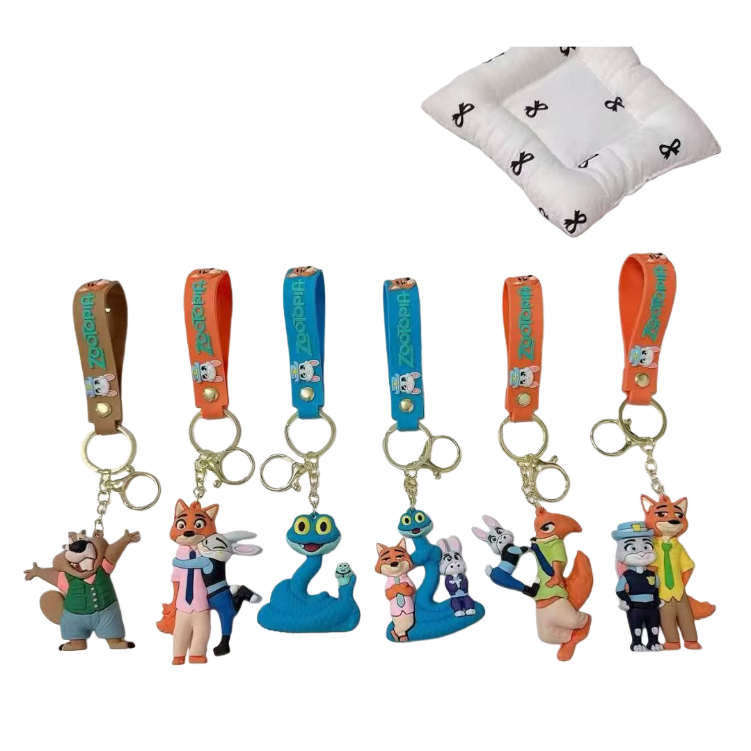Creative Zootopia keychains, cartoon Nick Judy Rabbit dolls, couple bags, pendants, anime small gifts Item Picture