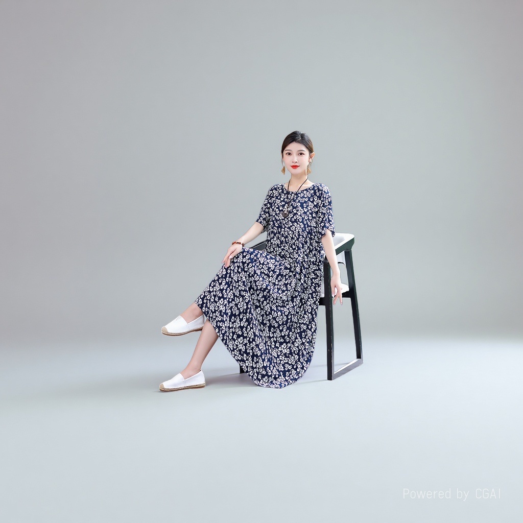 中老年女装花卉图案黑色复古清新连衣裙