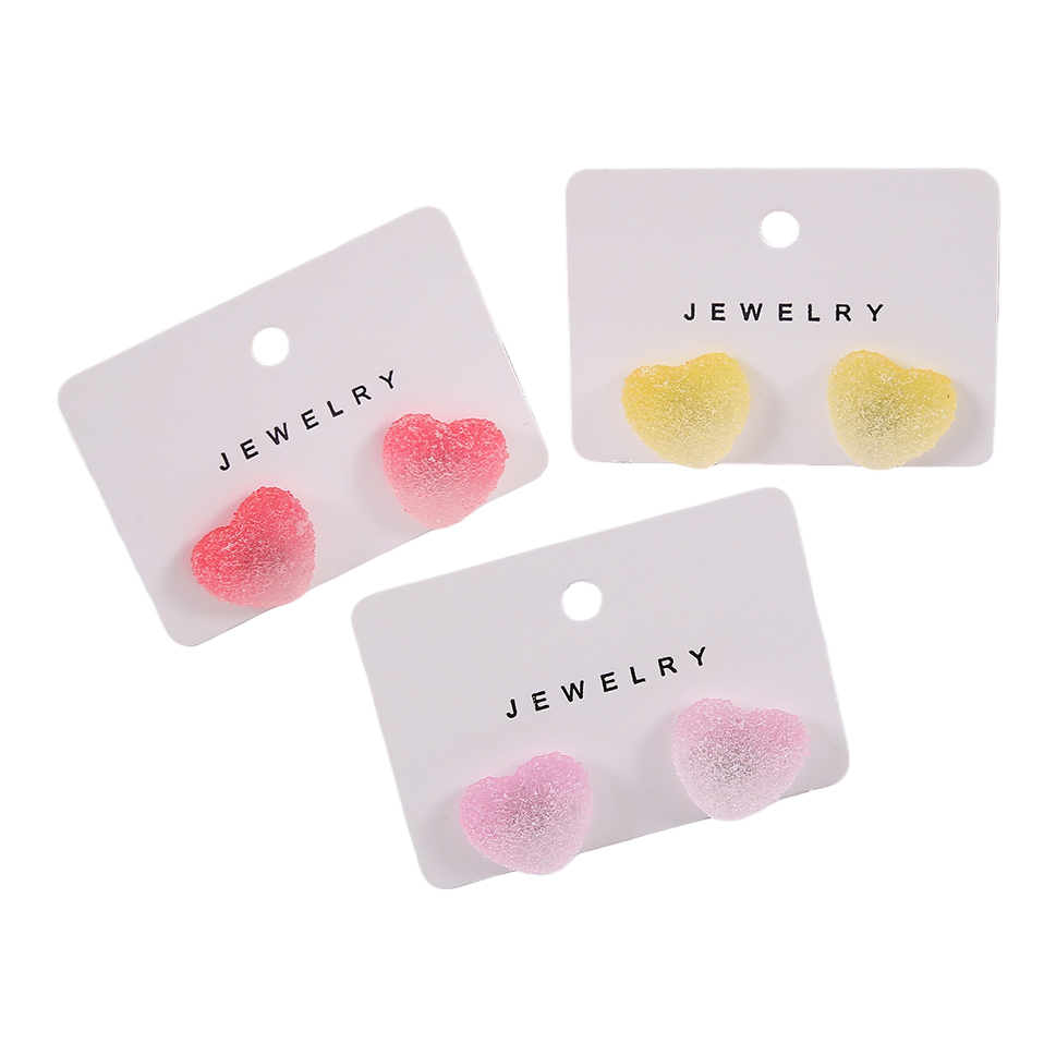 New cartoon heart-shaped earrings, gradient candy-colored children's earrings, cute student earrings, simple earrings and accessories. 091601560 Item Picture