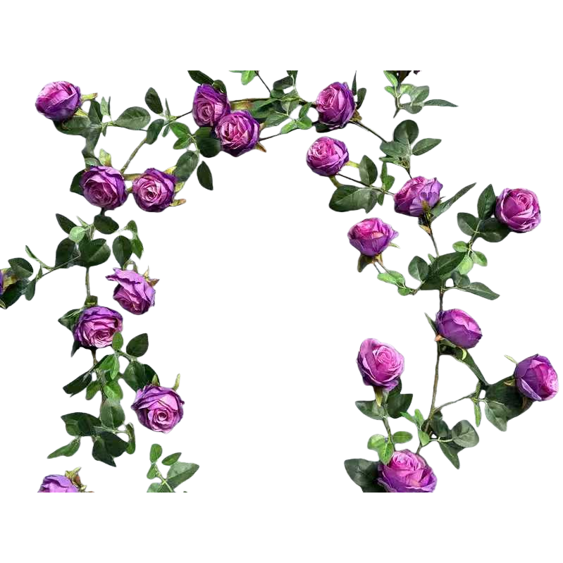 A life-sized purple rose bouquet with rose petal pieces. Flowers life-sized roses, snow mountain roses Item Picture