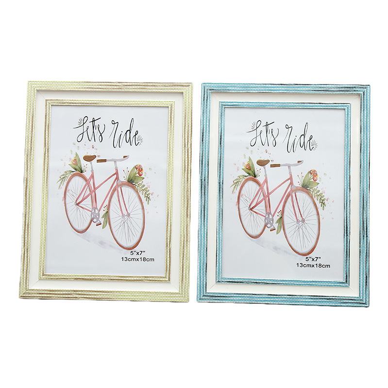 Practical PVC photo frame, 3.5×5 inches retro floor-standing plastic photo frame, double-sided imitation wood fashionable decorative picture frame Item Picture
