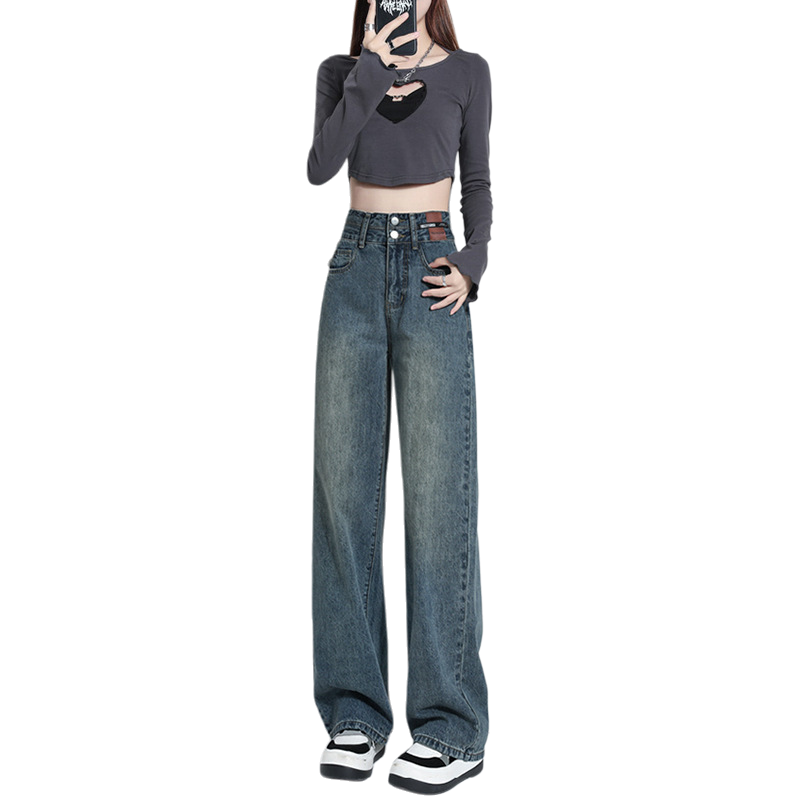 "جين" كانت ترتدي ملابس " Item Picture