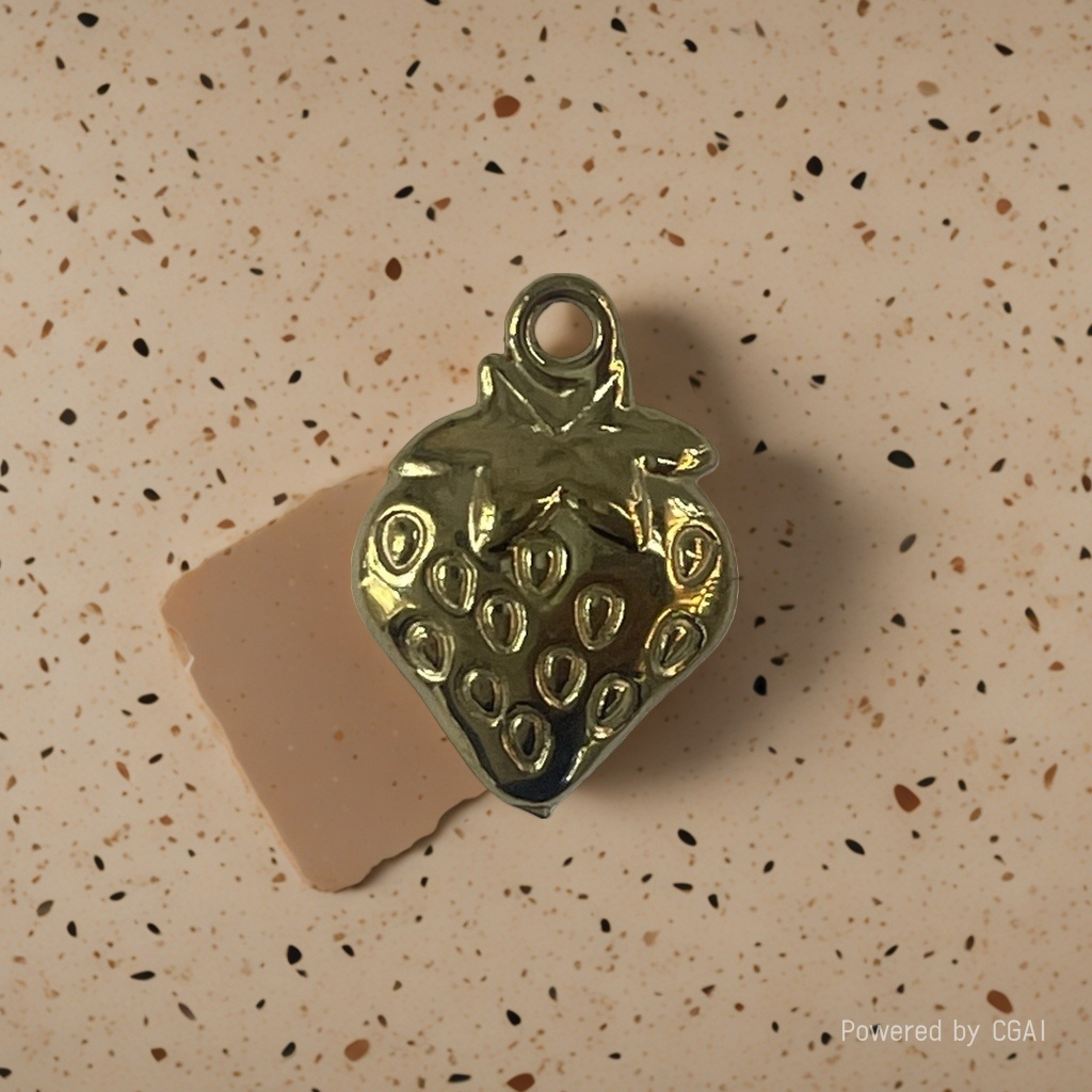 Golden strawberry stainless steel gold-plated jewelry accessory pendant for ladies Application Scenario