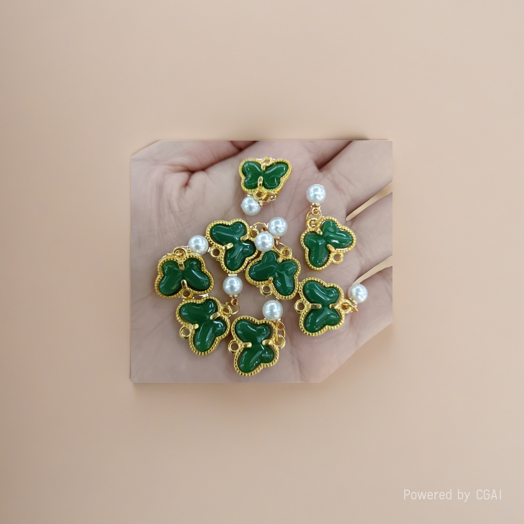 Velvet sand gold green butterfly pendant pearl bracelet, Middle Eastern sand gold accessory details Picture
