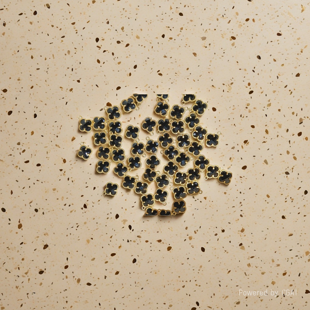 diy black four-leaf clover pendant bracelet accessory wholesale alloy accessories details Picture