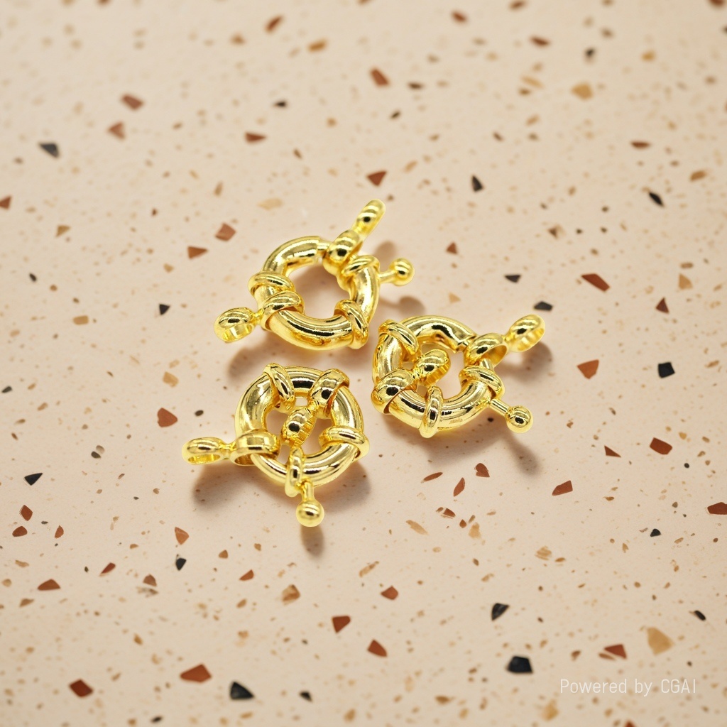 Golden metal buckle, chain connection buckle, acrylic metal bead chain, stainless steel chain, steel chain jewelry Application Scenario