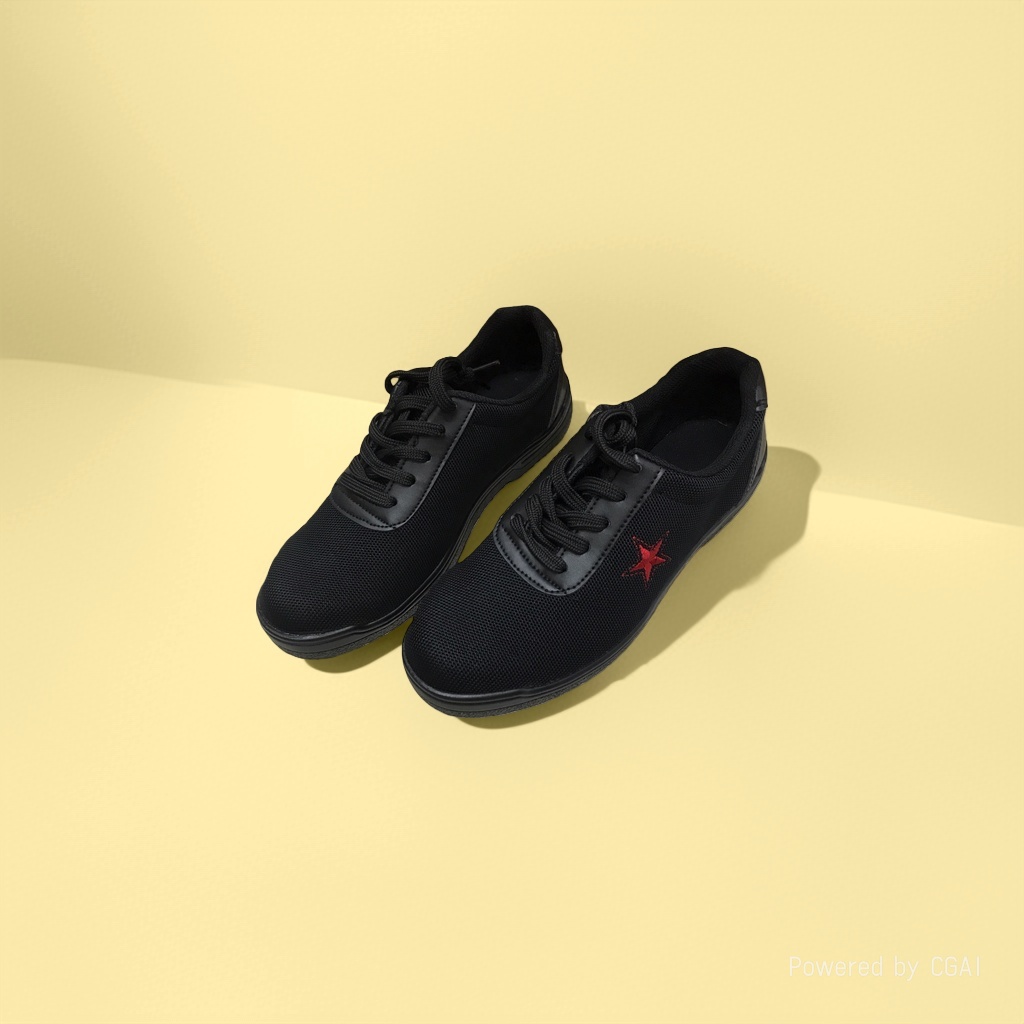 The training shoes are anti-slip, wear-resistant, with soft and breathable soles and canvas uppers. The liberation shoes are comfortable and breathable. Outdoor hiking shoes Item Picture