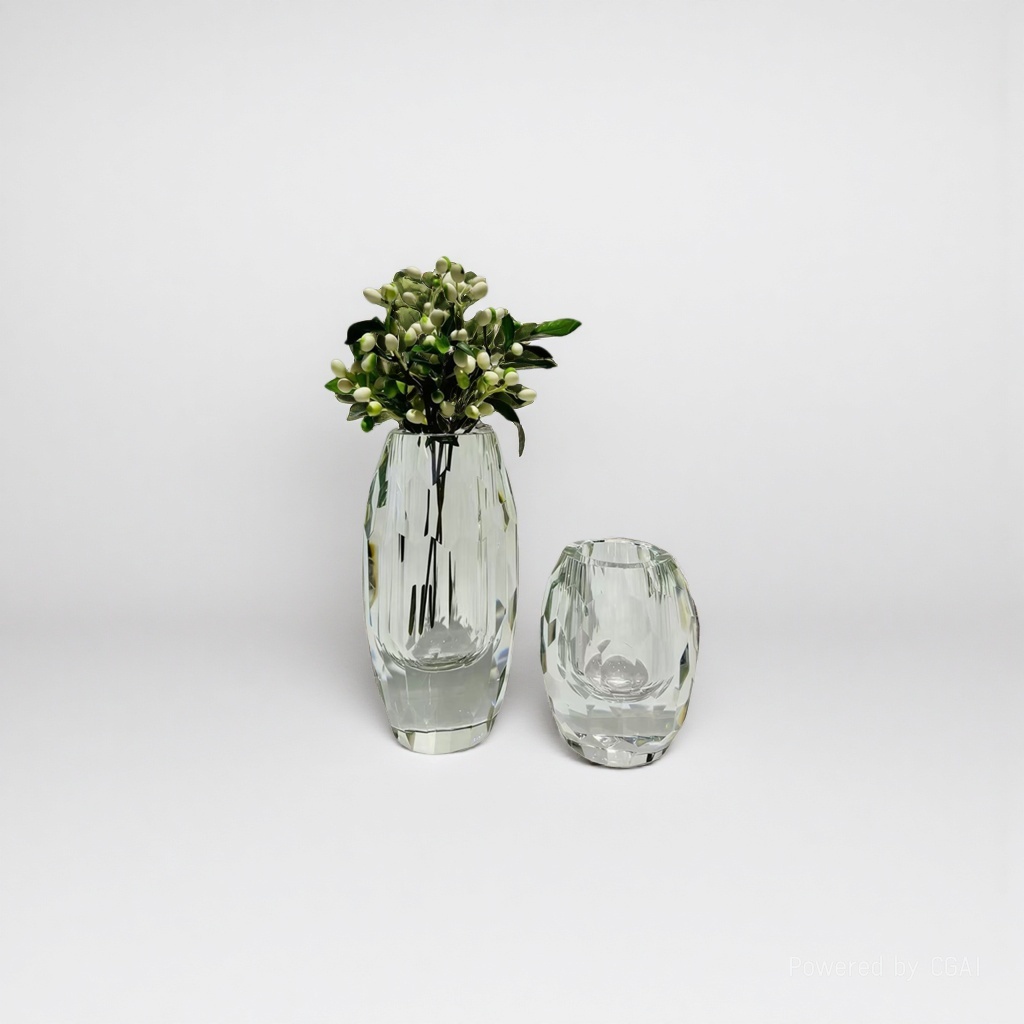 Transparent glass vases, perfume bottles, essential oil bottles, wine bottles and small glass bottles for multi-purpose storage details Picture