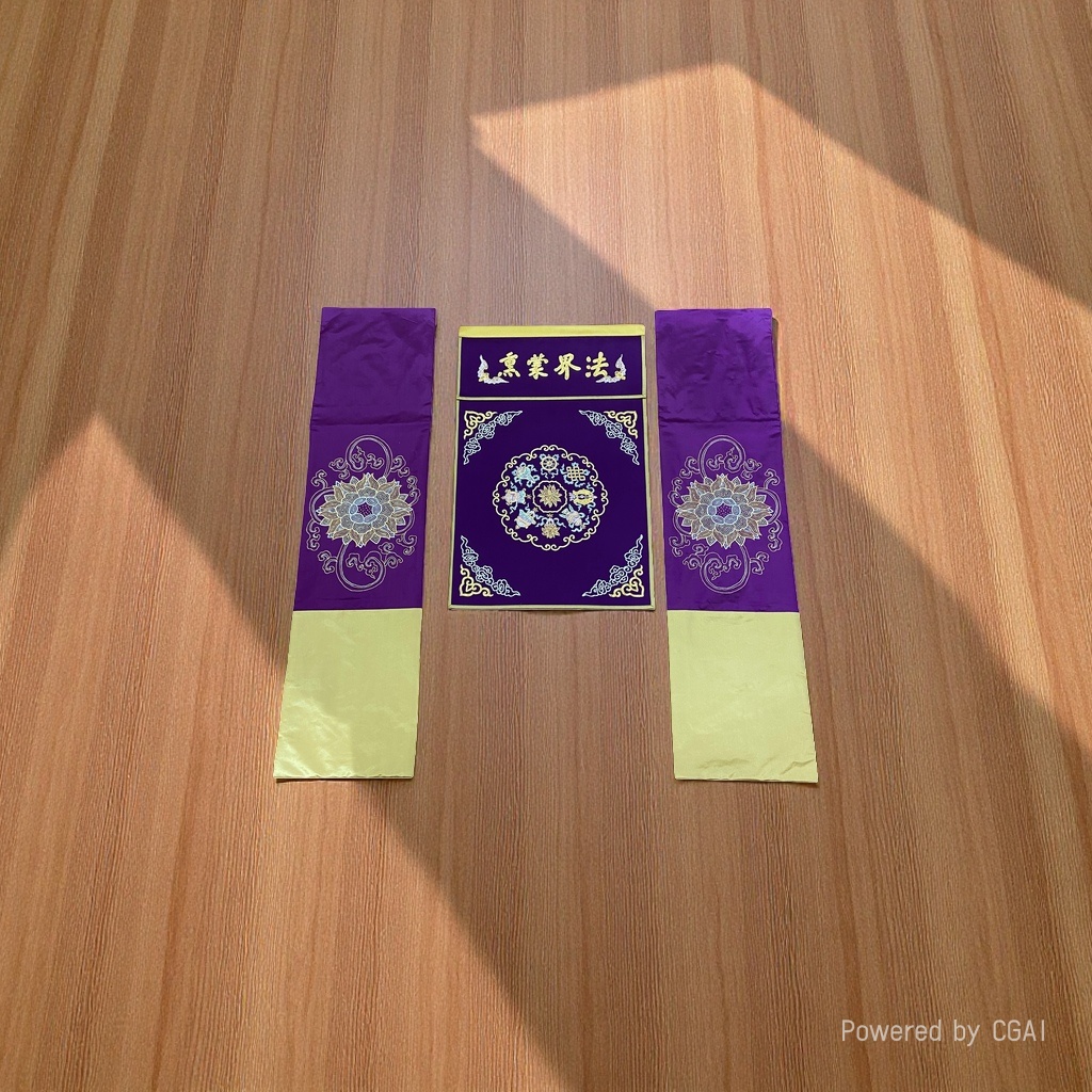 The Buddha hall, the true incense of precepts, the embroidered ornaments for the precepts ceremony, the hanging flags, the prayer flags, the tables, the ritual implements, the lotus flowers, and the ten signs of freedom Application Scenario