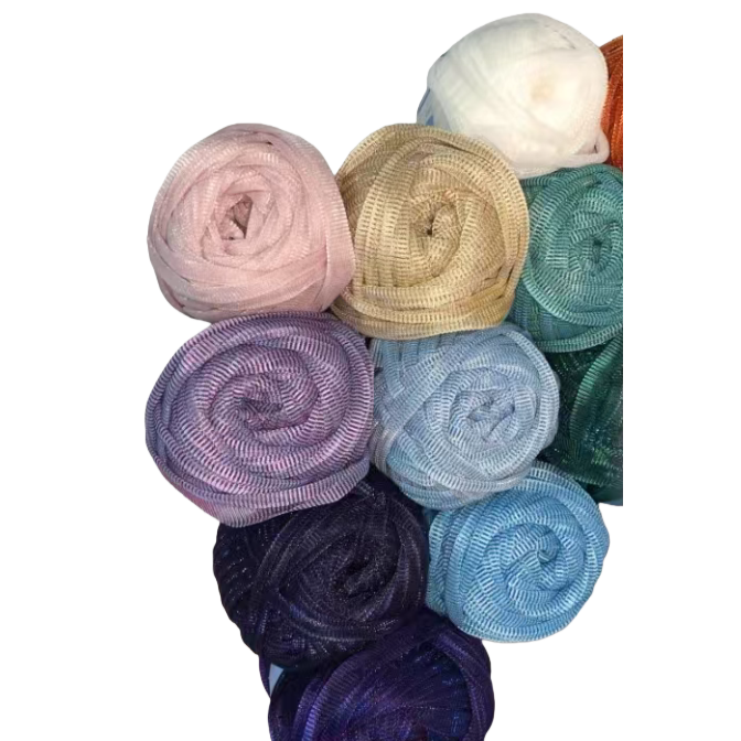 Colorful fabric strip yarn, glittering gold and silver threads, light and thin fabric strip thread, DIY hand-crocheted craft bag material yarn Application Scenario
