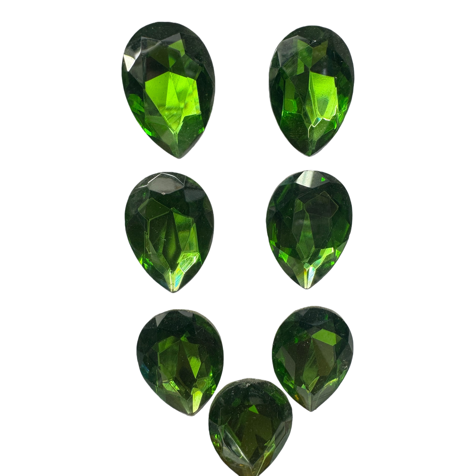 Green gem-encrusted diamond necklace with Cuban chain design and diamond jewelry Item Picture