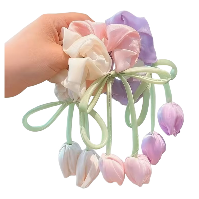 Zhenzhu holds a flower-shaped Hanfu headpiece, a hair band and an integrated tulip headband Item Picture