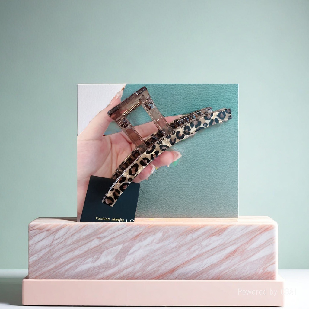 Leopard-print transparent pearl grab clip hair clip accessory, fashionable hair clip, large grab clip Specification image