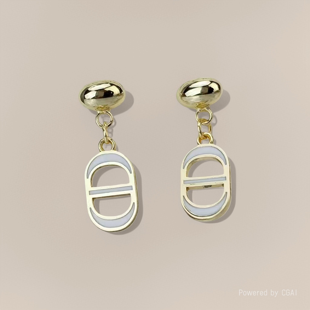 CD letter earrings, women's little Chanel style, large and small pearl stud earrings, European and American retro bee earrings Specification image
