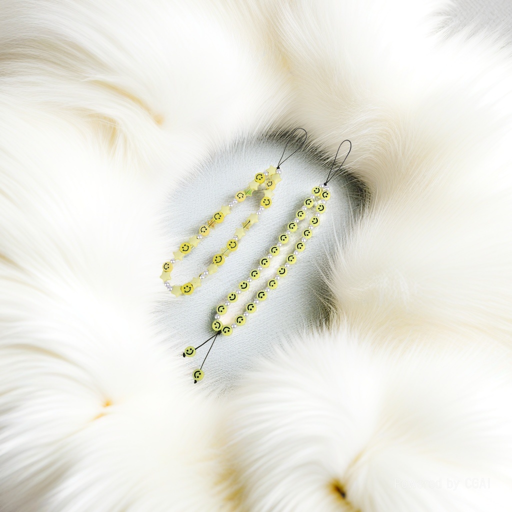 The same pearl yellow smiling face mobile phone chain, pendant, beaded accessory, pendant and lanyard as in the European and American ins style, in an ins style for women Application Scenario