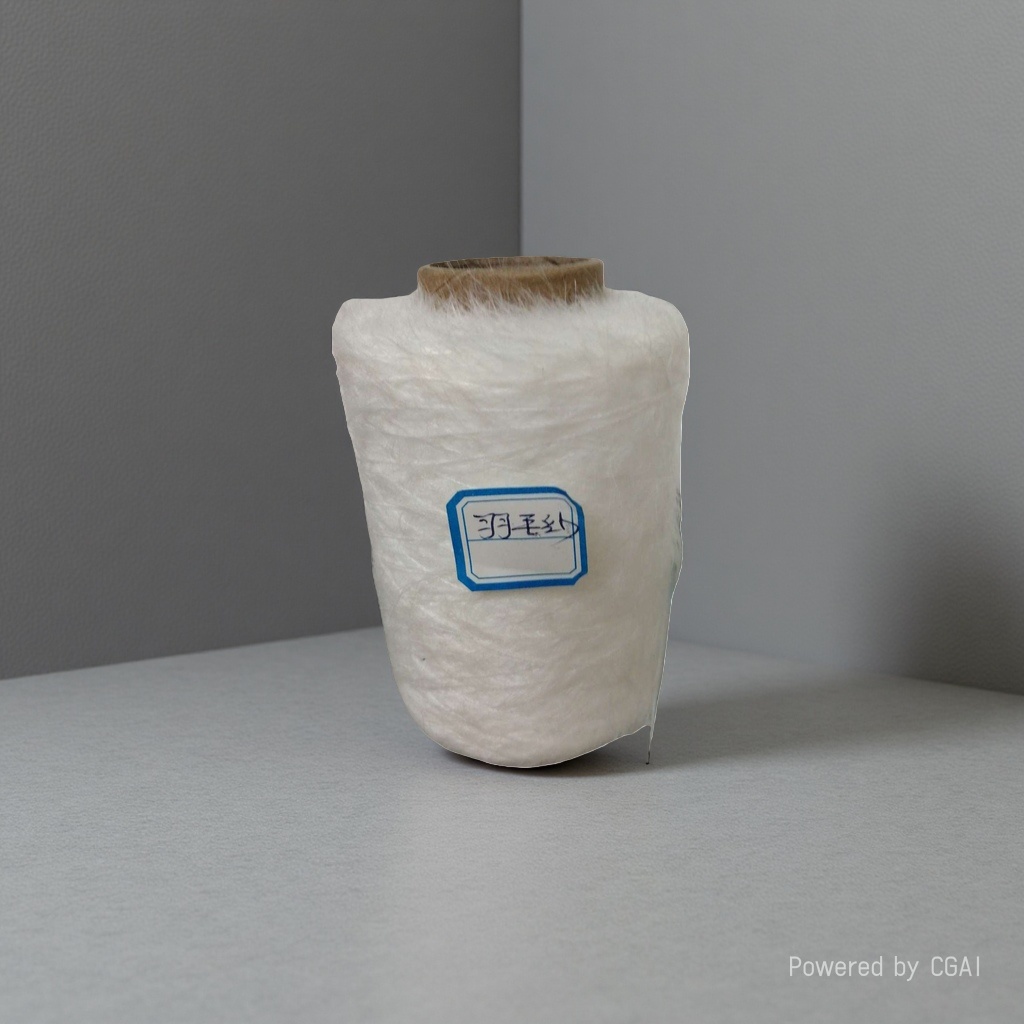 Wholesale of white feathered woolen yarn rolls for hand-woven shawls details Picture