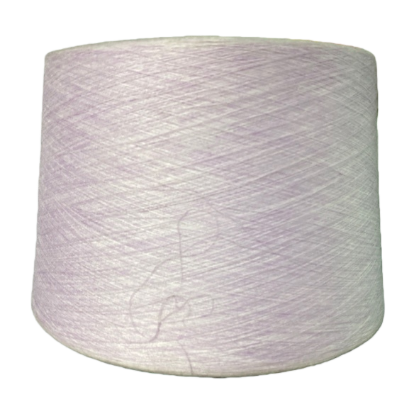 Light purple yarn is rolled into other yarns and hand-knitted into yarn balls for knitting Item Picture
