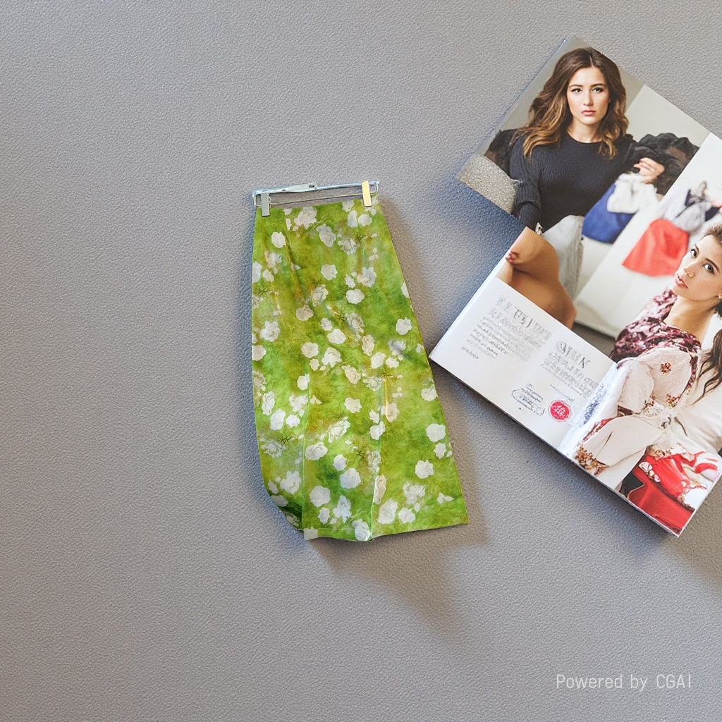 A new, thin, high-waisted, floral, mid-length, straight, body-hugging dress for women in summer details Picture