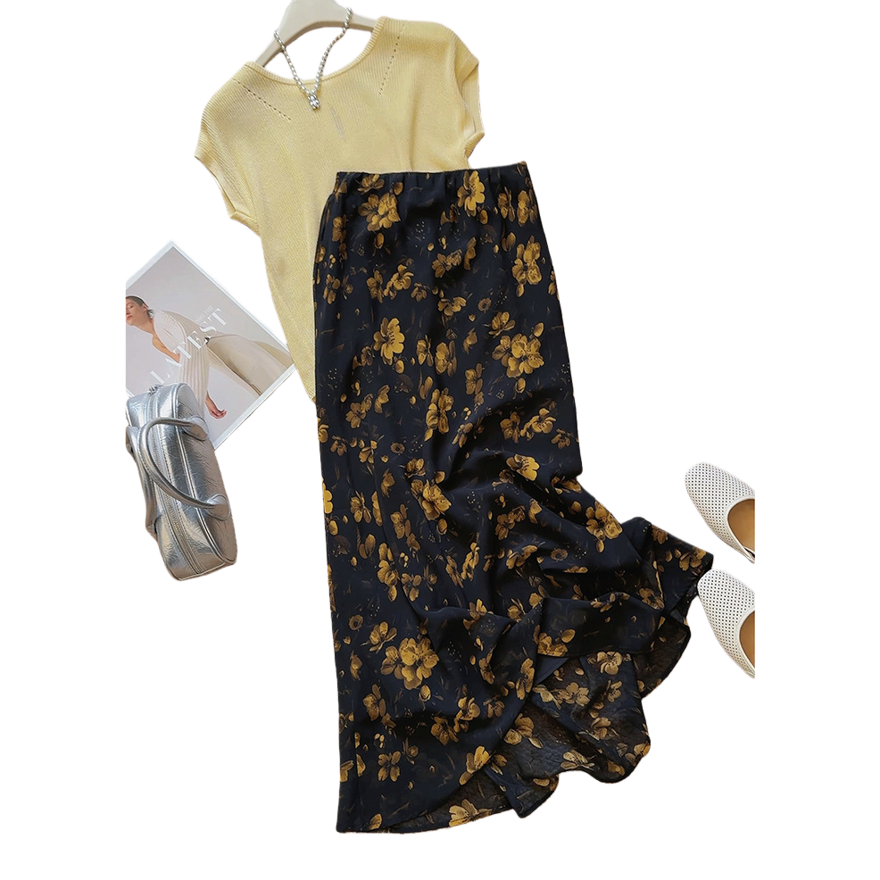 A new, thin, high-waisted, floral, mid-length, straight, body-hugging dress for women in summer. 101851740 Item Picture