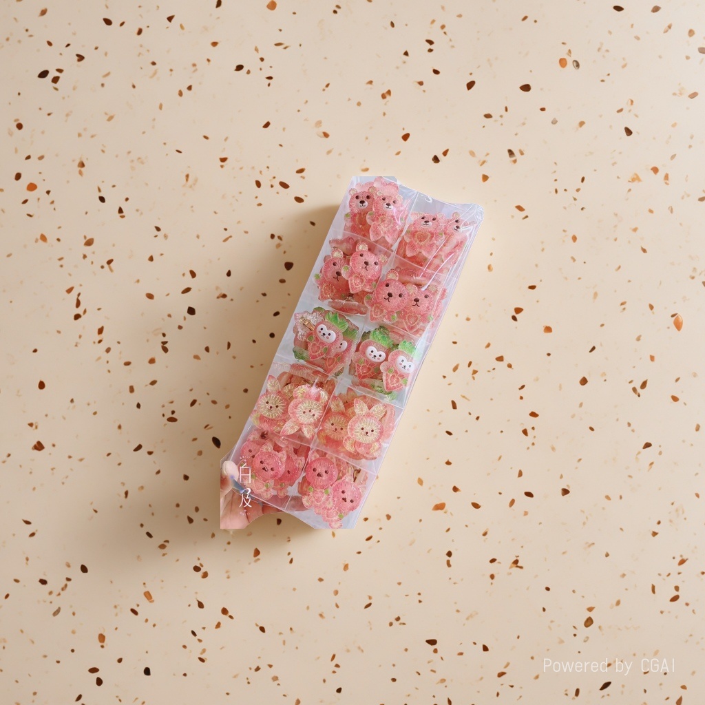The pink transparent bear-shaped clipper hair accessory exudes a sweet and cute girlish style Specification image