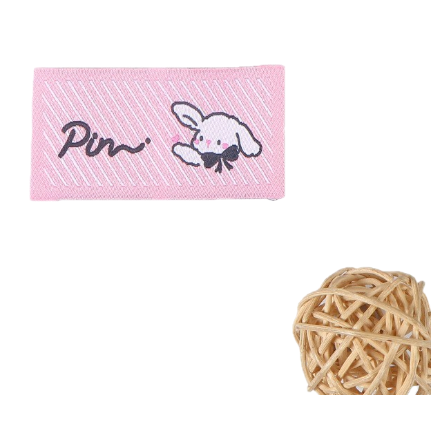 粉色织唛塑料标签印Pin.和白兔镭射卡定制物流吊牌价格牌