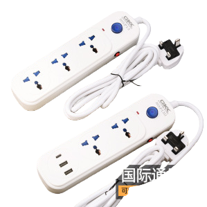 白色多孔机柜插座 10A 250V 国标插孔 工业级强电插座白底实物图