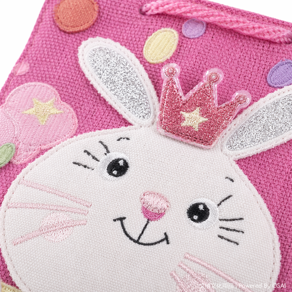 Pink rabbit gift bag, souvenir packaging box, running lighting fixture packaging box Application Scenario
