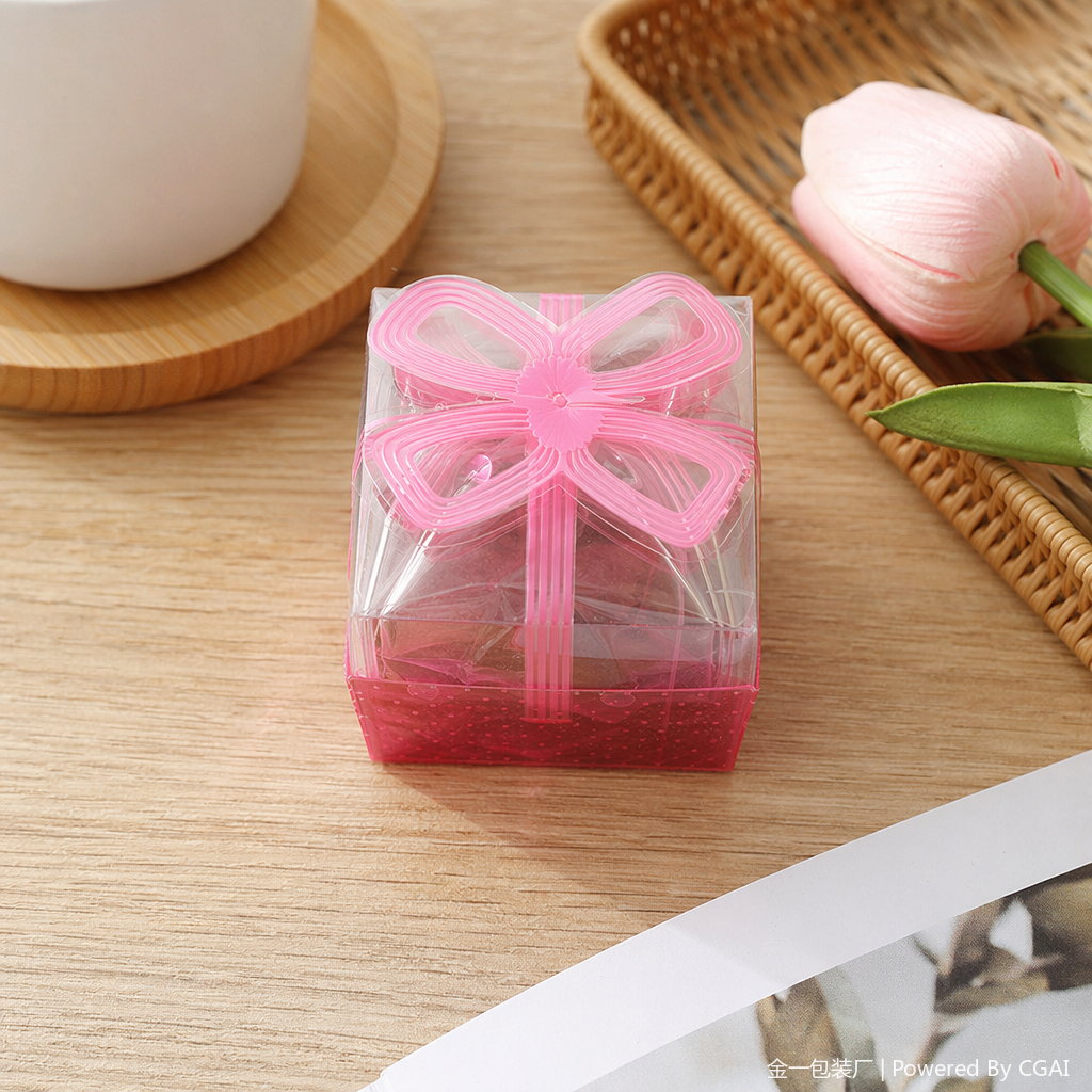Pink butterfly companion gift packaging box, running lighting fixtures, festival gift wrapping paper details Picture