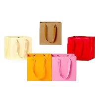 Colorful gift bags, souvenir packaging boxes, running lights, festival gift wrapping paper, hand-held takeout bags Item Picture